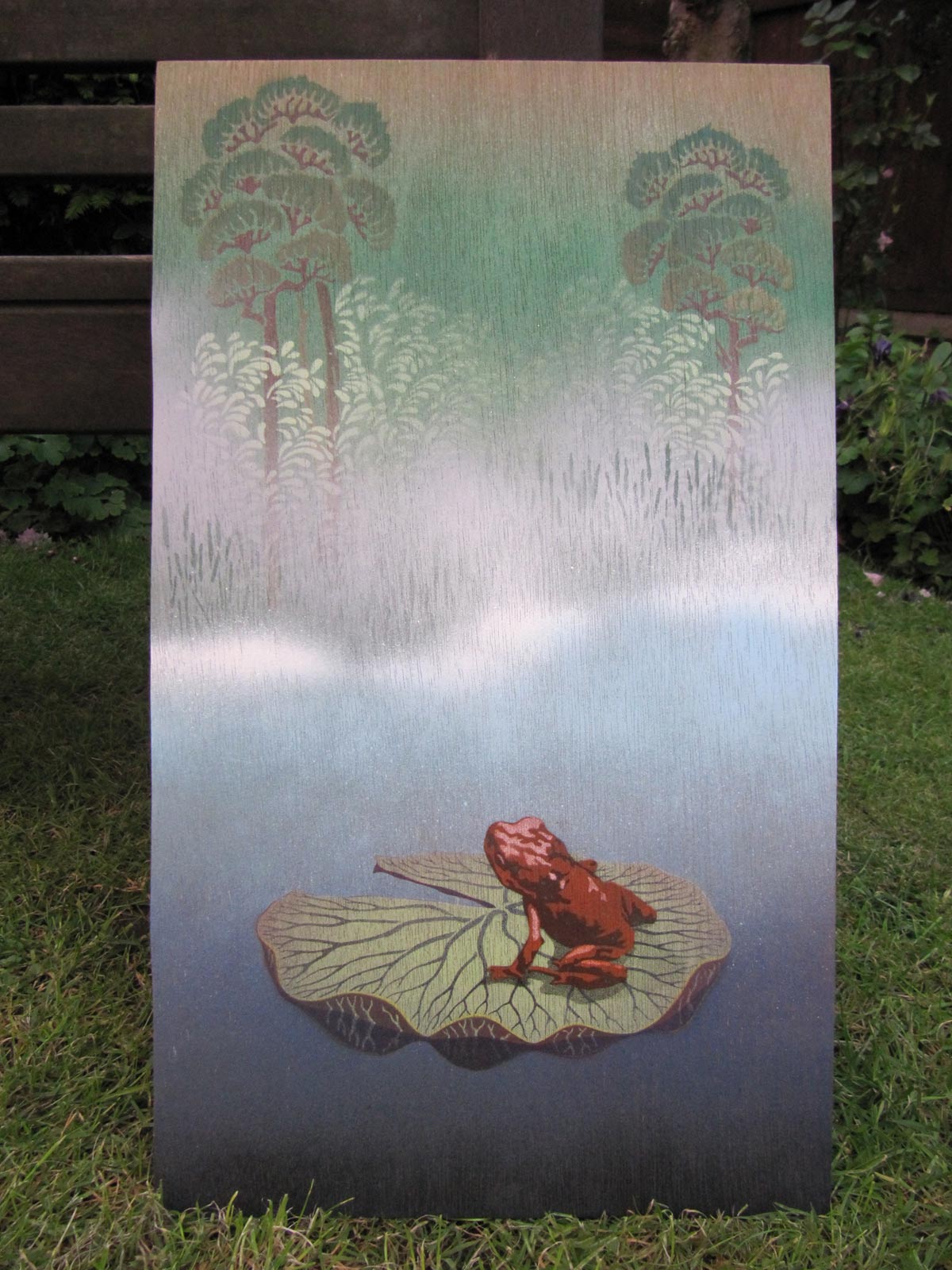 Frog on a lily pad stencil